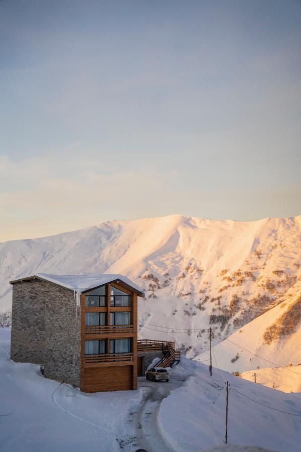 Gudauri Diamond Hotel Eksteriør billede